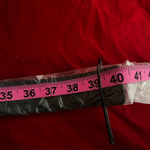 Black Leather Belt with Yellow Box - Picture 7 of 7